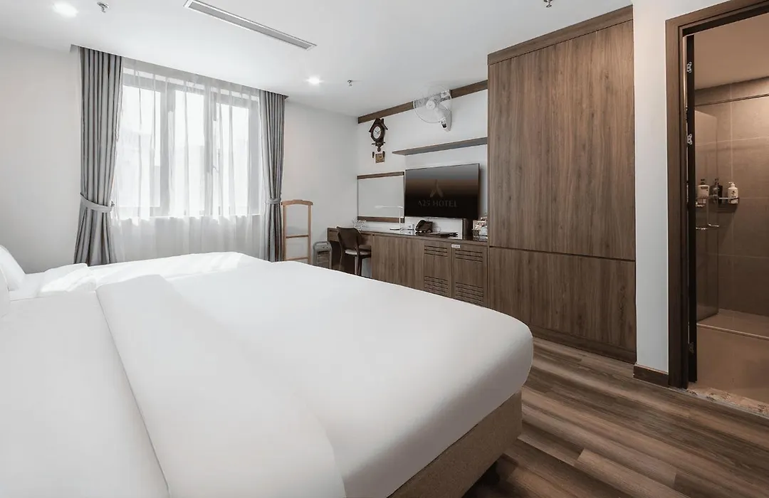 A25 Hotel - Hoàng Đạo Thúy 1-1